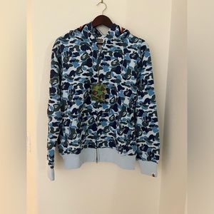 Men’s large blue gape hoodie never worn, washed and still has tags